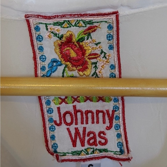 Johnny Was White Eyelet Blouse - Picture 4 of 5